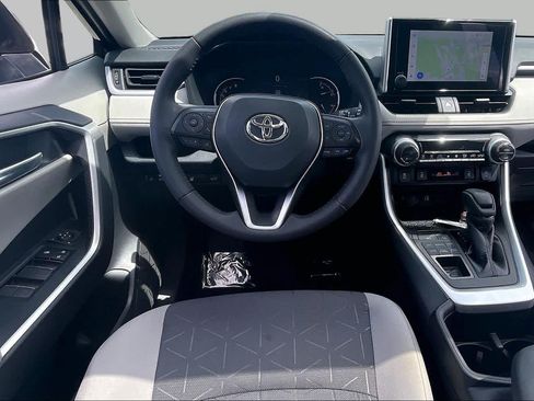Used 2023 Toyota RAV4 XLE w/ Convenience Package AWD/4WD image 5