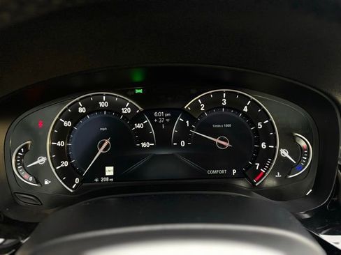 Used 2019 BMW 530i xDrive w/ M Sport Package image 28