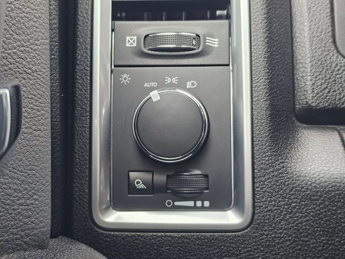 Used 2022 RAM 1500 Classic SLT w/ Protection Group image 32