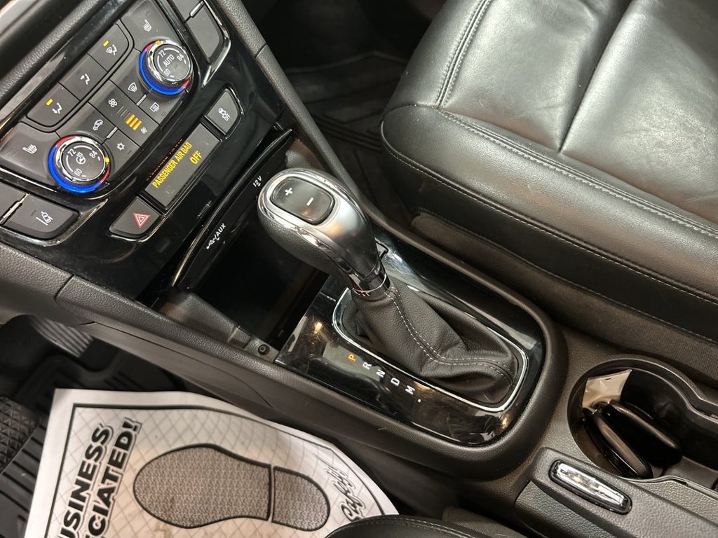Used 2019 Buick Encore Essence w/ Experience Buick Package AWD/4WD image 17