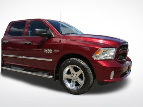 Used 2016 RAM 1500 Express AWD/4WD image 14