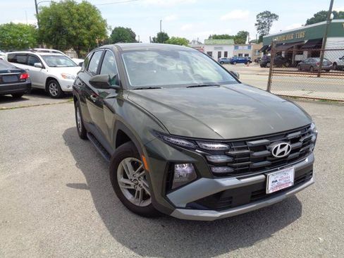 Used 2025 Hyundai Tucson SE FWD image 6