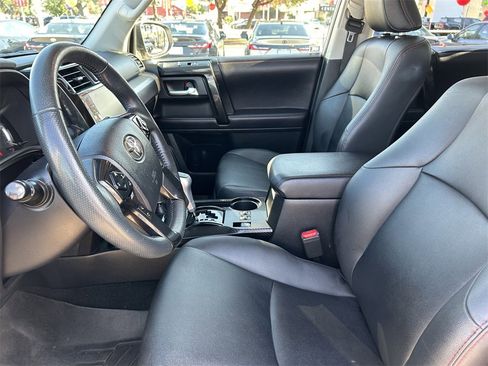 Used 2021 Toyota 4Runner TRD Off-Road Premium image 12