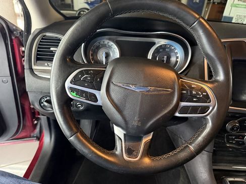 Used 2019 Chrysler 300 Touring L w/ Quick Order Package 22F RWD image 14