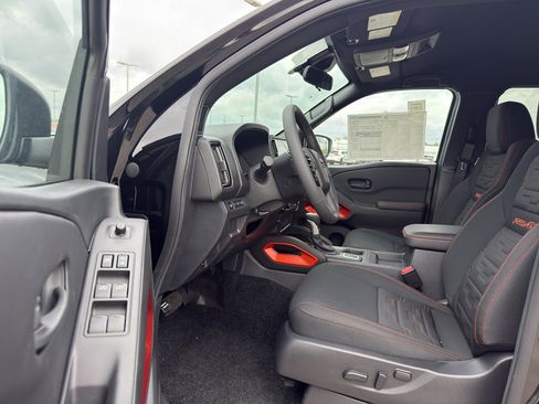 New 2026 Nissan Frontier PRO-4X AWD/4WD image 12