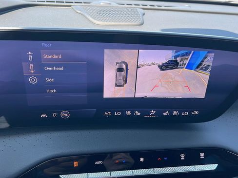 Used 2025 Buick Enclave Avenir w/ Super Cruise Package AWD/4WD image 14