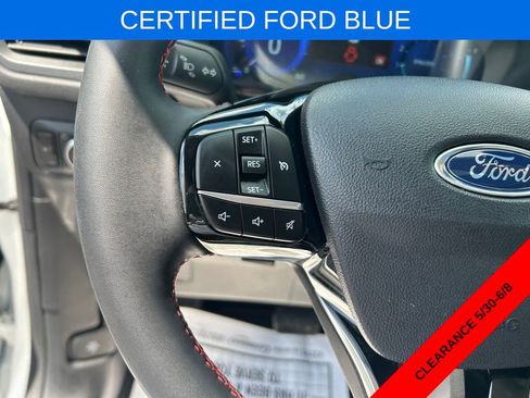 Certified 2022 Ford Escape SEL w/ SEL Stealth AWD Package image 19