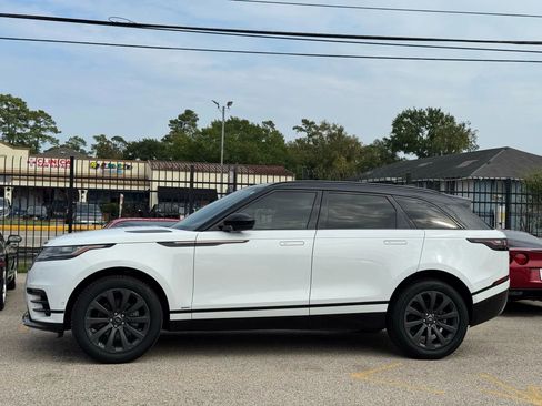 Used 2019 Land Rover Range Rover Velar R-Dynamic SE image 10