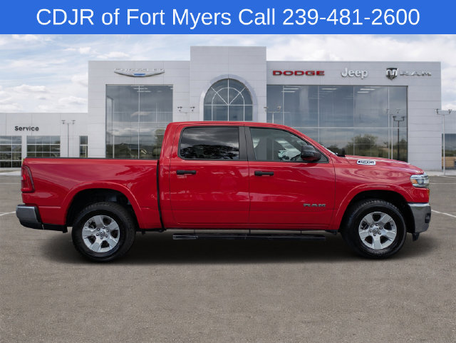 Used 2025 RAM 1500 Big Horn AWD/4WD image 2