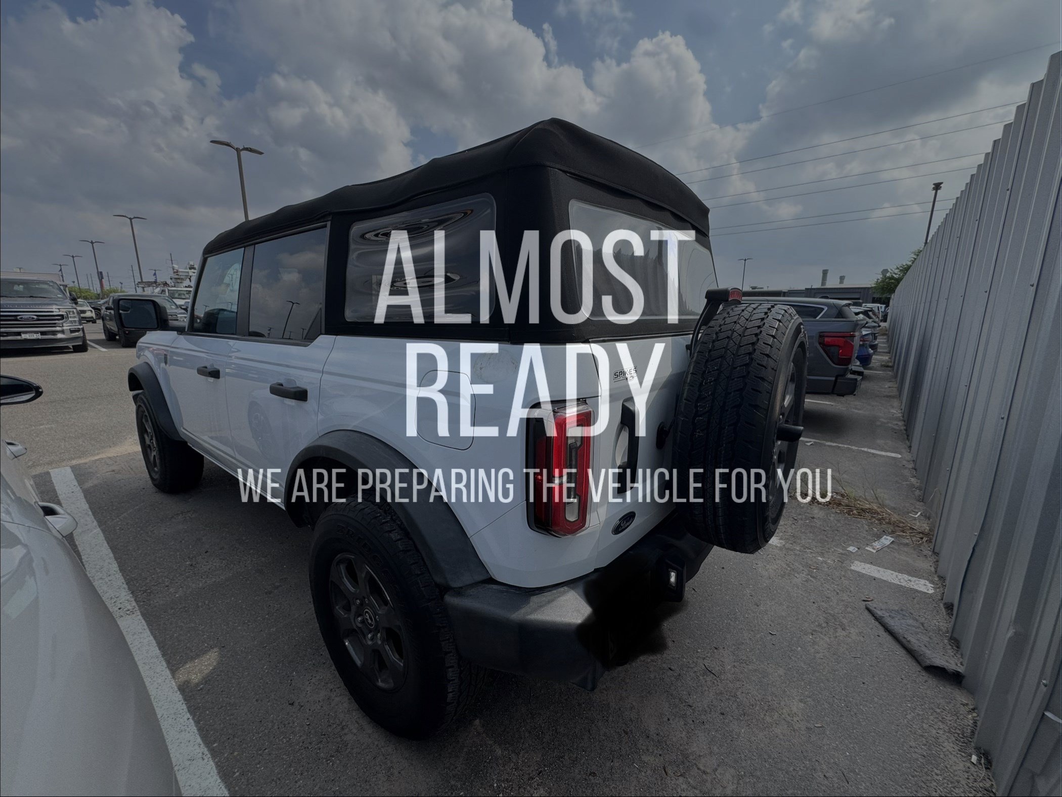 Used 2023 Ford Bronco Big Bend AWD/4WD image 3