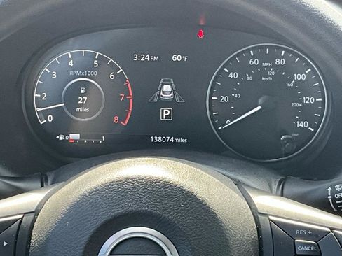 Used 2023 Nissan Kicks SV image 18