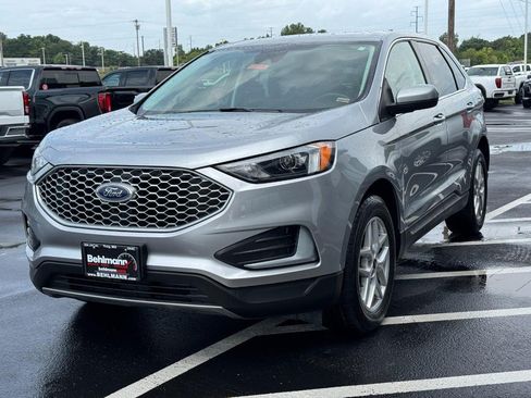 Used 2024 Ford Edge SEL AWD/4WD image 11
