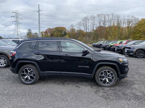 New 2026 Jeep Compass Limited image 2