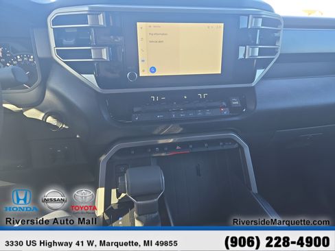 Used 2025 Toyota Tundra SR5 w/ SR5 Premium Package AWD/4WD image 17