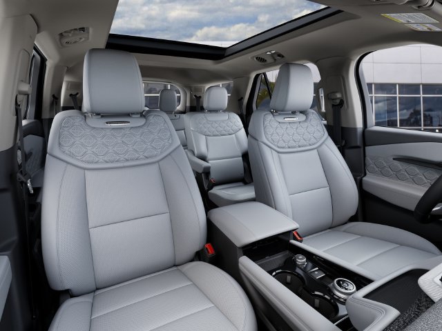 New 2027 Ford Explorer Platinum w/ 3.0L Ultimate Package RWD image 10