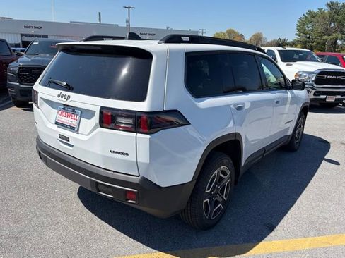 New 2026 Jeep Cherokee Laredo AWD/4WD image 8