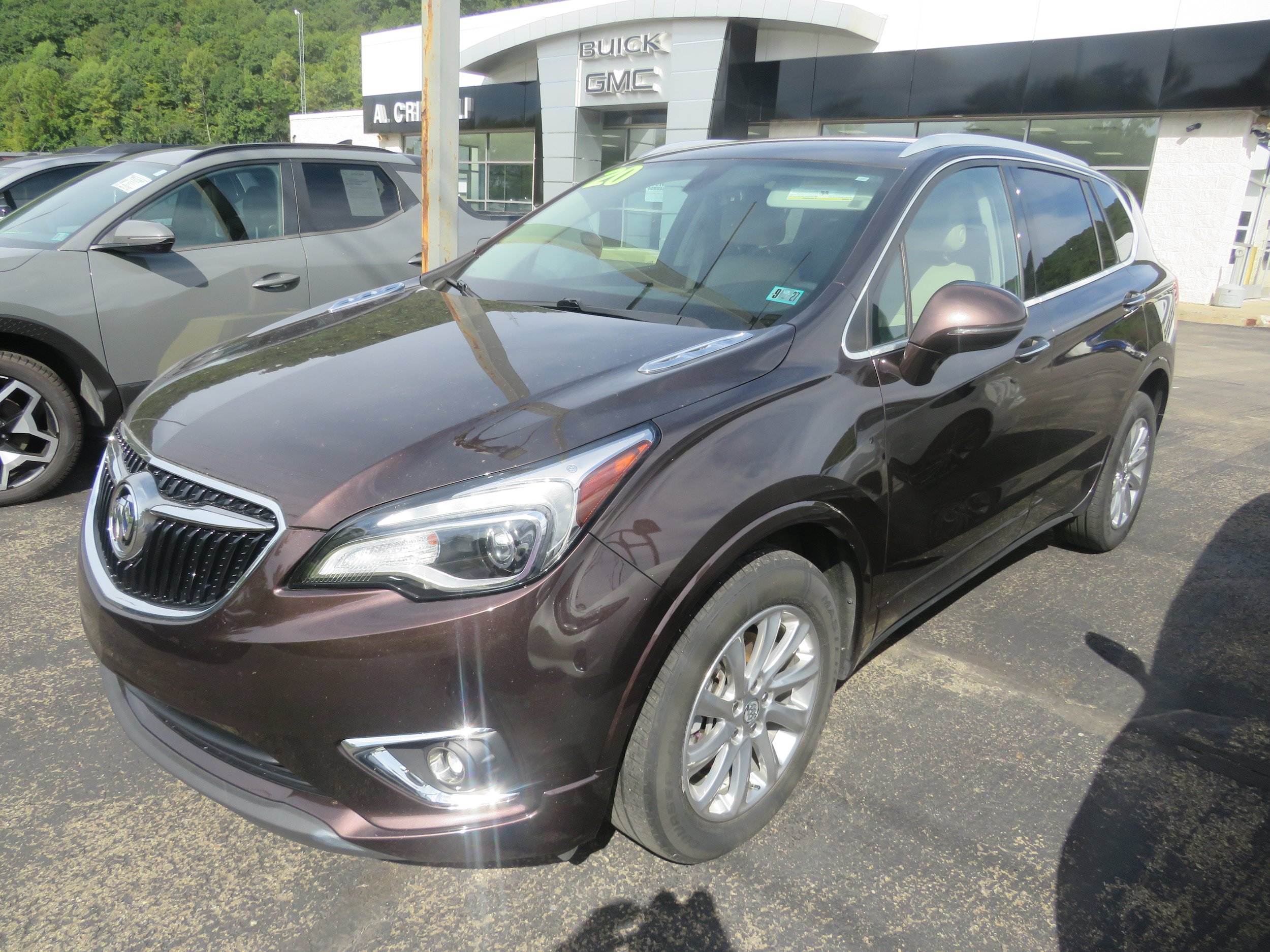 Used 2020 Buick Envision Essence AWD/4WD image 3