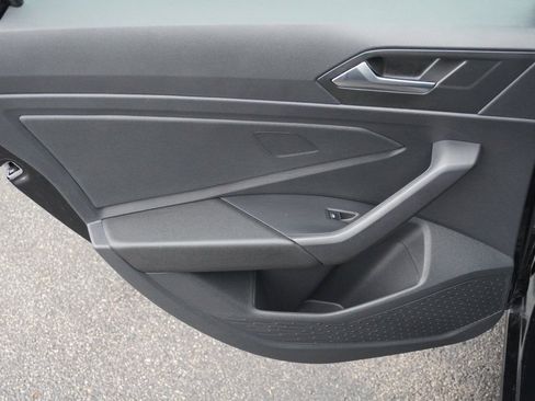 Used 2024 Volkswagen Jetta S image 20