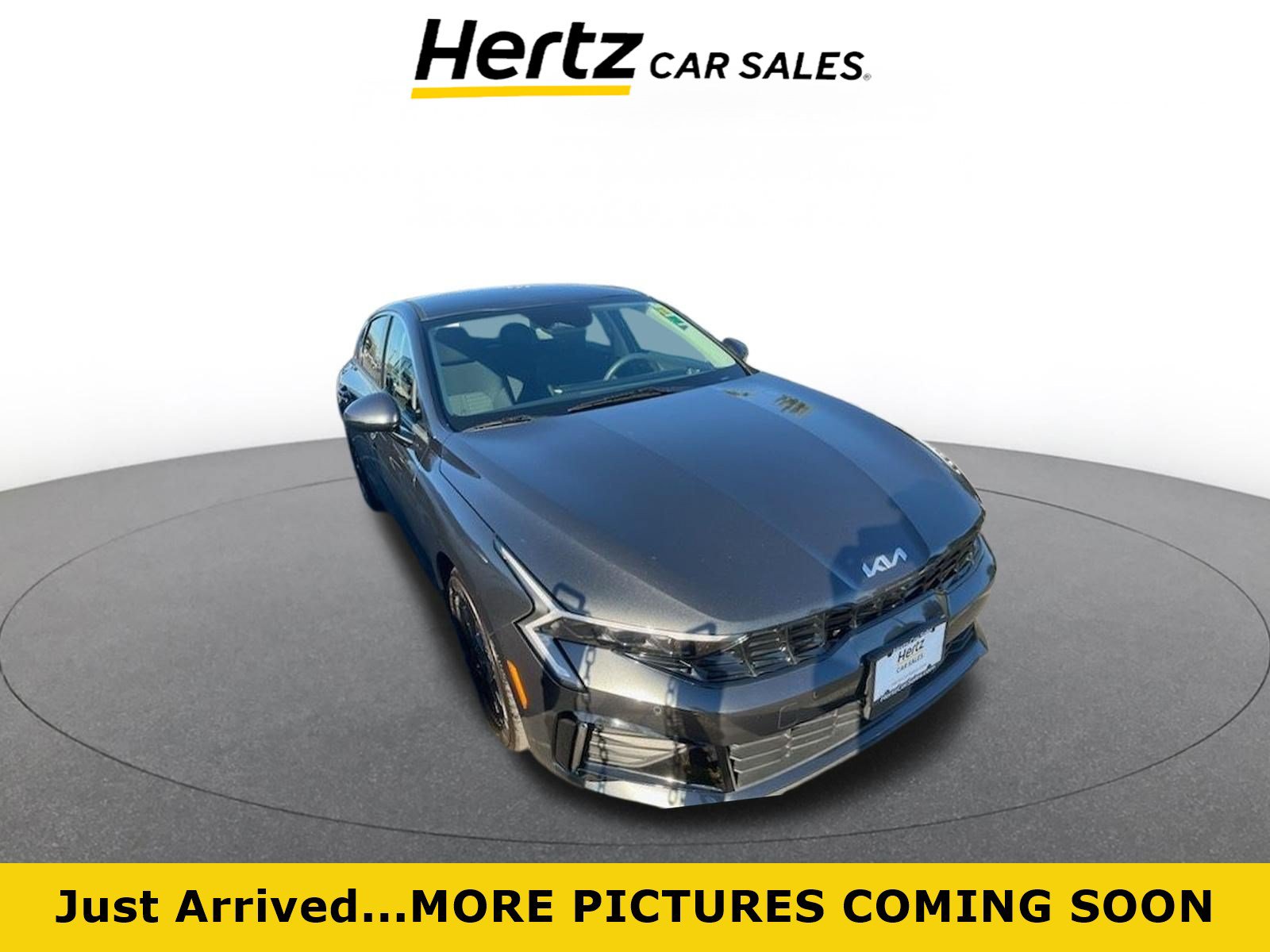 Used 2025 Kia K5 LXS FWD image 1