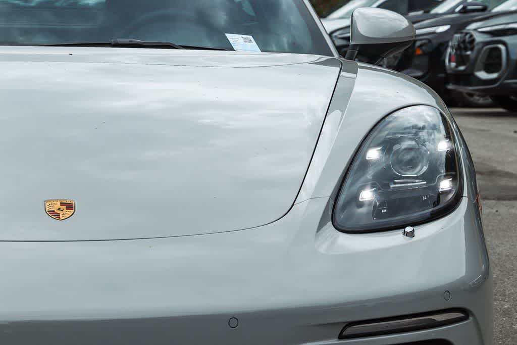Used 2025 Porsche 718 Cayman S RWD image 9