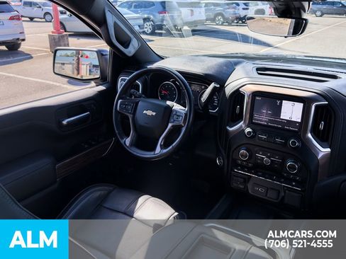 Used 2019 Chevrolet Silverado 1500 High Country image 18