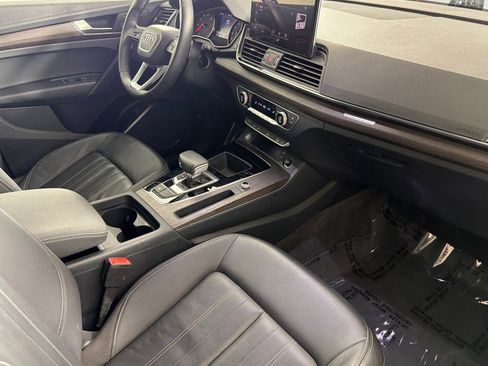 Used 2023 Audi Q5 2.0T Premium w/ Convenience Package AWD/4WD image 15