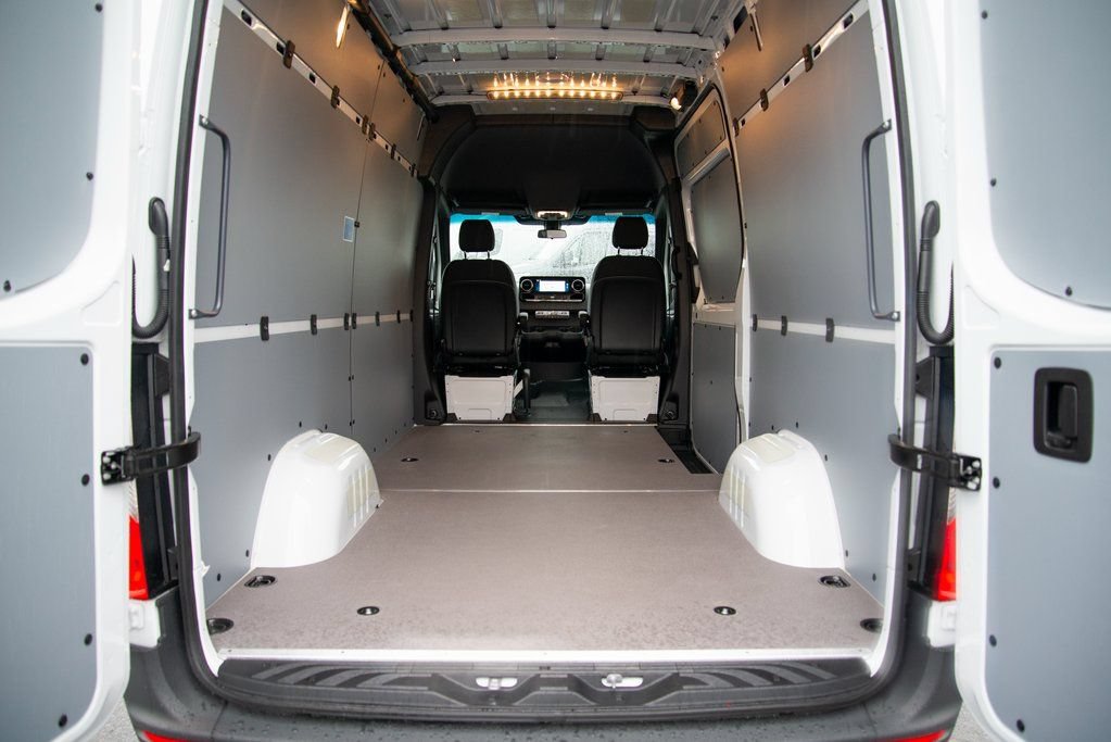 New 2026 Mercedes-Benz Sprinter 2500 image 18