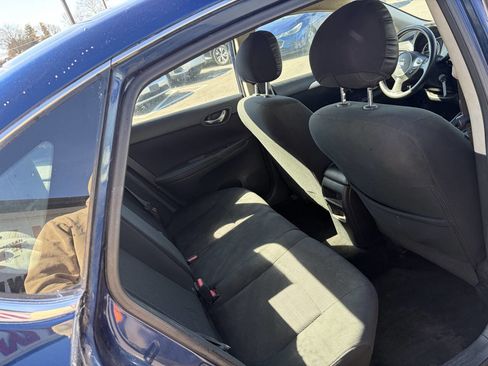 Used 2019 Nissan Sentra S image 16