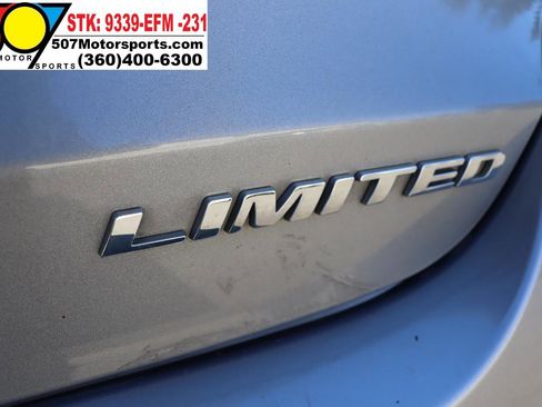 Used 2015 Dodge Dart Limited image 16