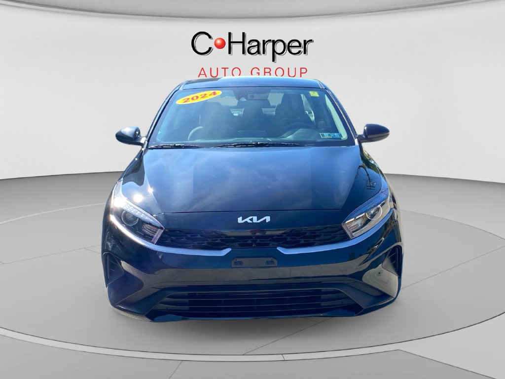 Used 2024 Kia Forte LXS FWD image 8