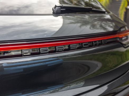 Certified 2026 Porsche Macan AWD/4WD image 25