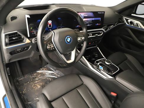 Used 2024 BMW i4 eDrive40 w/ Premium Package RWD image 15