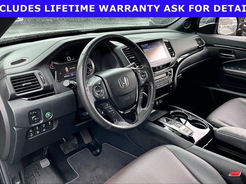 Used 2023 Honda Ridgeline Black Edition image 11