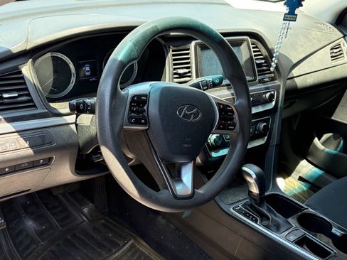 Used 2019 Hyundai Sonata SE FWD image 6