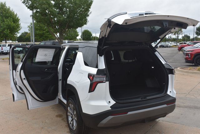 New 2027 Chevrolet Equinox LT w/ Safety and Technology Package FWD image 15