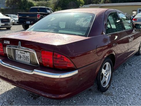 Used 2000 Lincoln LS image 3