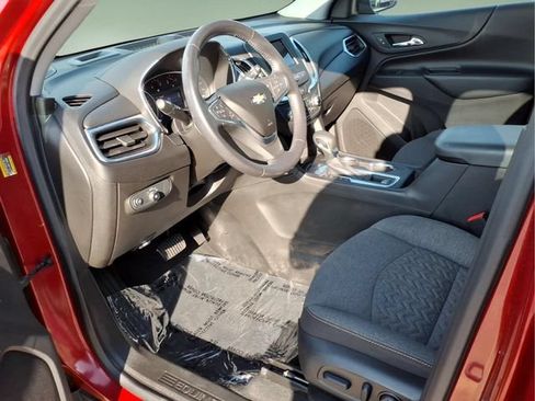 Used 2022 Chevrolet Equinox LT FWD image 8