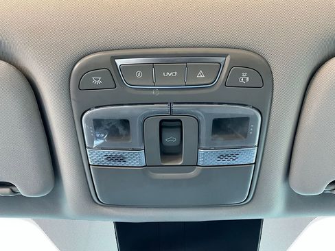 Used 2022 Kia Telluride EX w/ EX Premium Package image 18