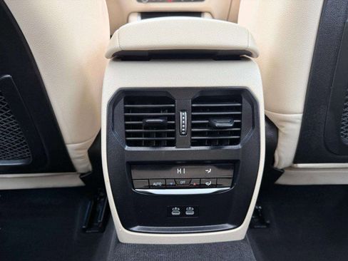 Used 2023 BMW 330i xDrive Sedan w/ Driving Assistance Package image 36