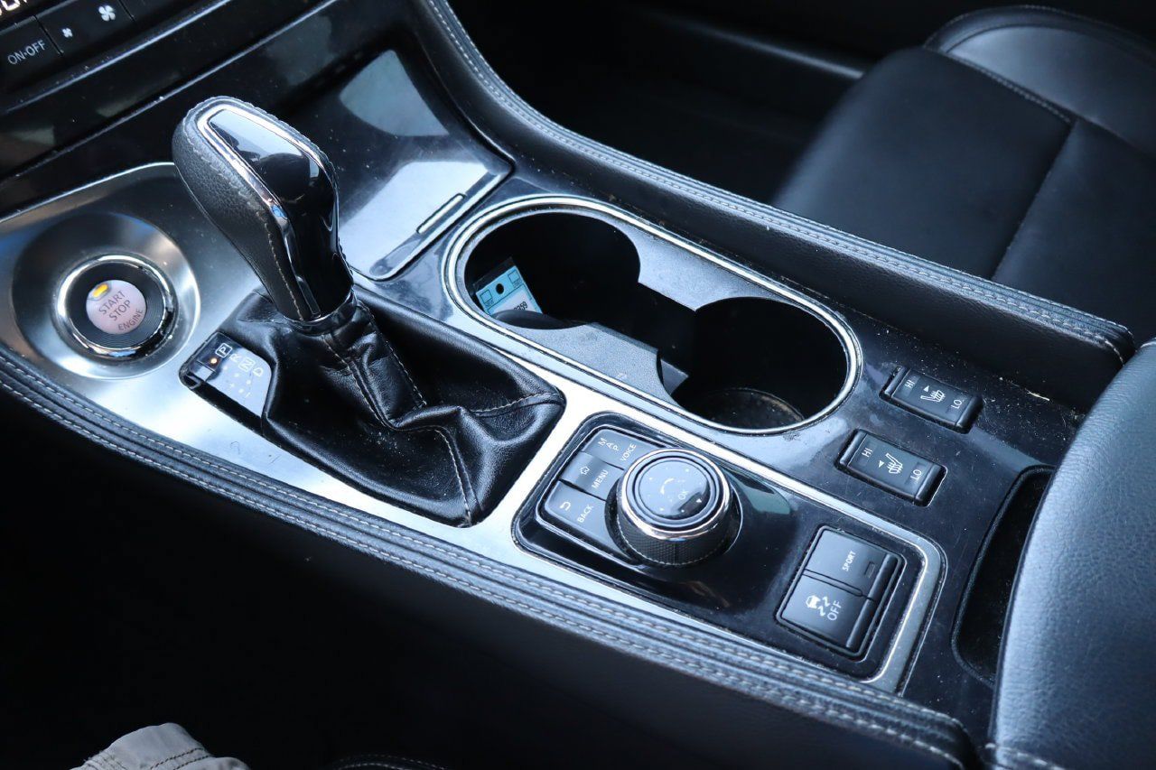 Used 2022 Nissan Maxima SV w/ Floor Mat Group FWD image 23