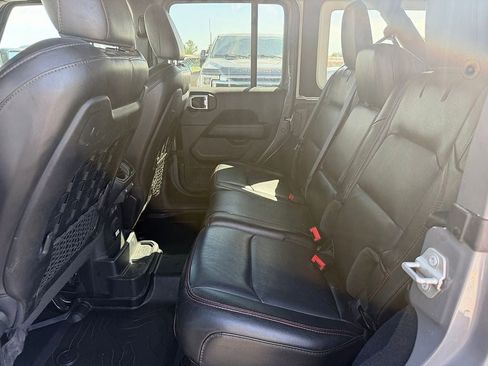 Used 2022 Jeep Wrangler Unlimited Rubicon w/ LED Lighting Group image 11