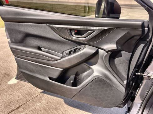 Used 2023 Subaru Impreza 2.0i image 30