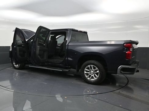 Used 2023 Chevrolet Silverado 1500 LT w/ Z71 Off-Road Package AWD/4WD image 31