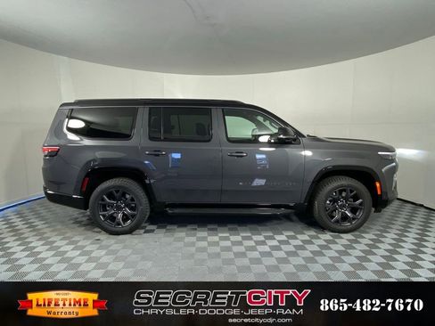 New 2026 Jeep Grand Wagoneer 4WD image 8