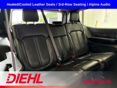 Used 2024 Jeep Wagoneer Series III AWD/4WD image 14