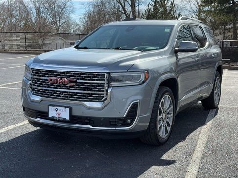 Used 2023 GMC Acadia Denali w/ Denali Ultimate Package image 9