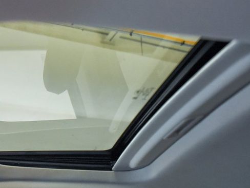 Used 2024 Ford Maverick Lariat w/ Black Appearance Package image 31