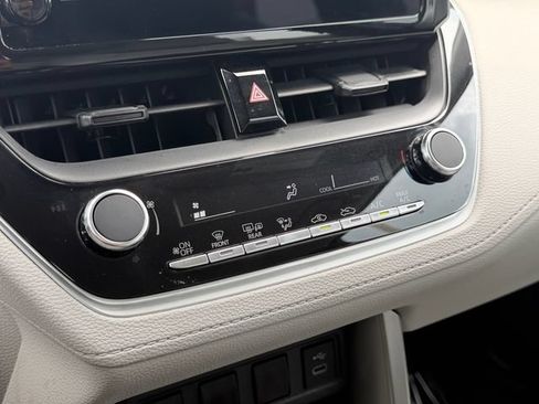Certified 2024 Toyota Corolla Cross L FWD image 25