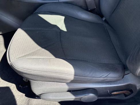Used 2015 Nissan Sentra S FWD image 23