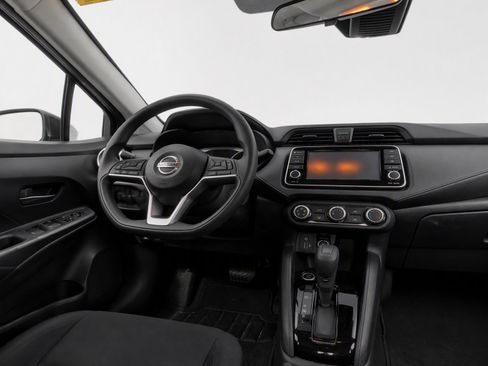 Used 2021 Nissan Versa S FWD image 23